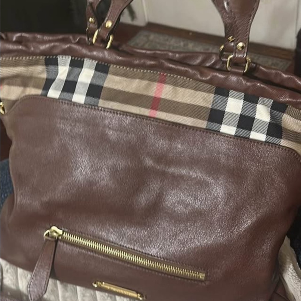 Burberry Brown Leather big size Tote